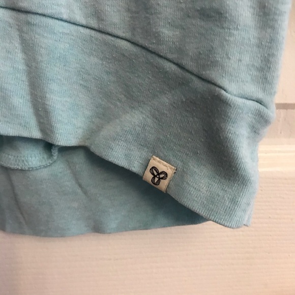 Aritzia TNA Long Sleeve Top - baby blue - Picture 3 of 4